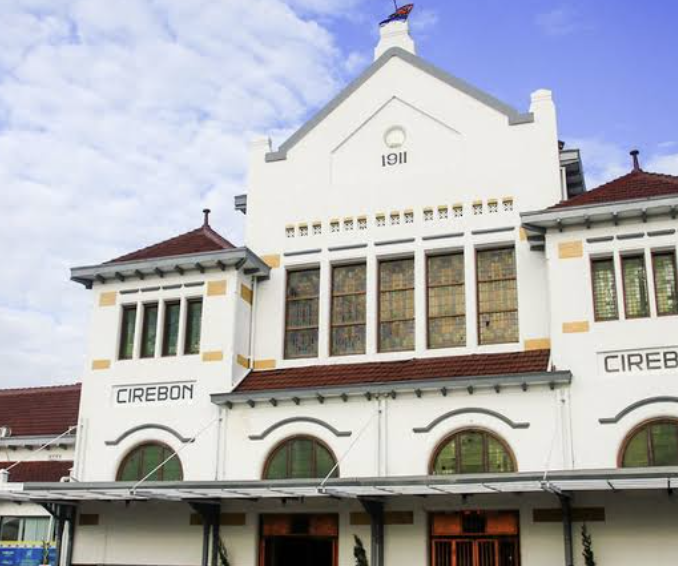 Hotel Dekat Stasiun Cirebon: Pilihan Nyaman untuk Wisatawan dan Perjalanan Bisnis